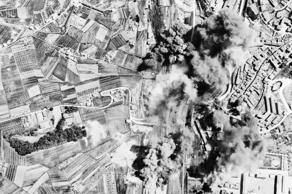 Kdo bombardoval Československo na konci druhé světové války