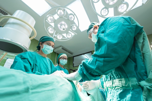 Páni študáci medicíny se rozhodli protestovat