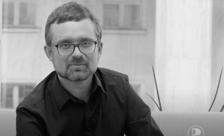 Pirát Peksa vyzval Čechy, Moravany a Slezany  ke změně národnosti