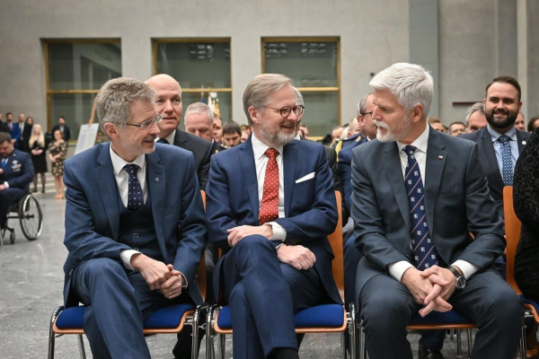 Tak prezident podepsal něco, co si musí nechat ověřit?