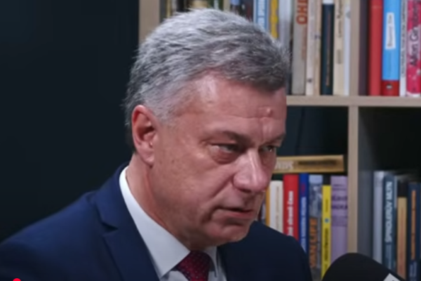 Pavel Blažek musí okamžitě odstoupit