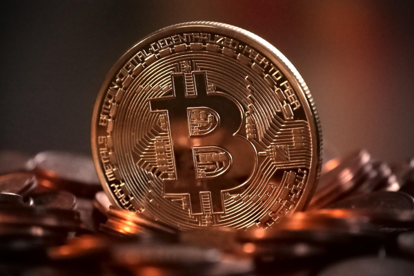 Bitcoin pod kobercem aneb Stanjura v roli kouzelníka